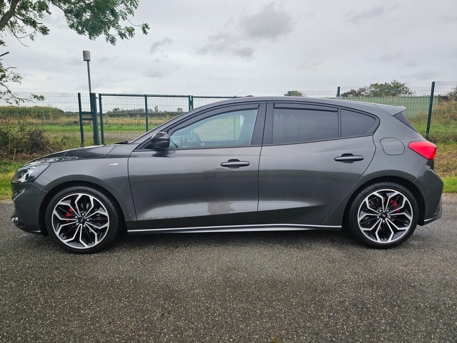 Used 2019 Ford Focus 1.5 EcoBoost 182 STLine X 5dr Auto for sale in